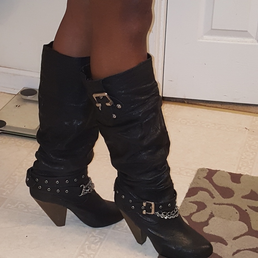 Retro Rocker Naughty Monkey Boot - Picture 7 of 7